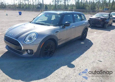 2017 Mini Clubman Cooper z USA, uszkodzony, nr VIN WMWLN5C36H2E33145